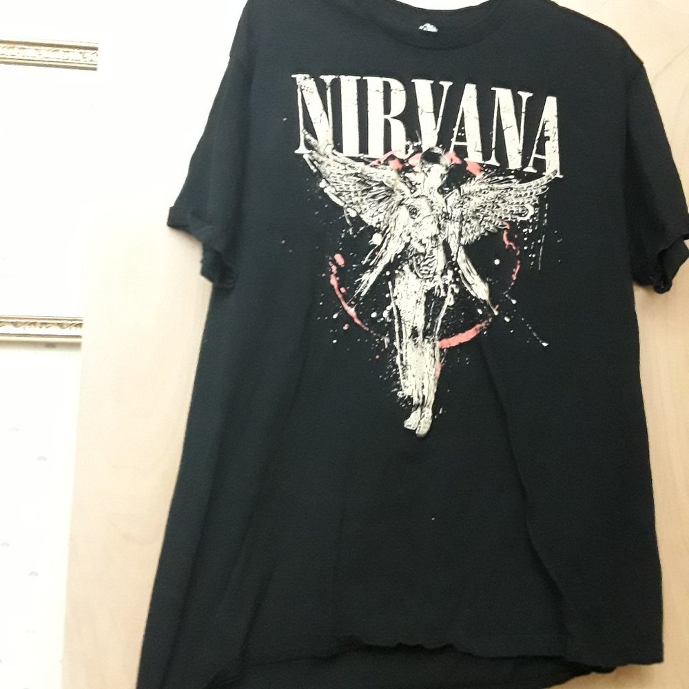 Nirvana black tee shirt L